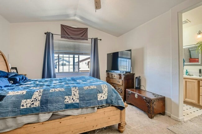 Building Photo - 3892 E Aldenbridge Cir