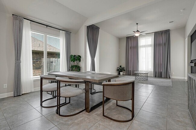 Building Photo - 8126 Lockridge Terrace Ln