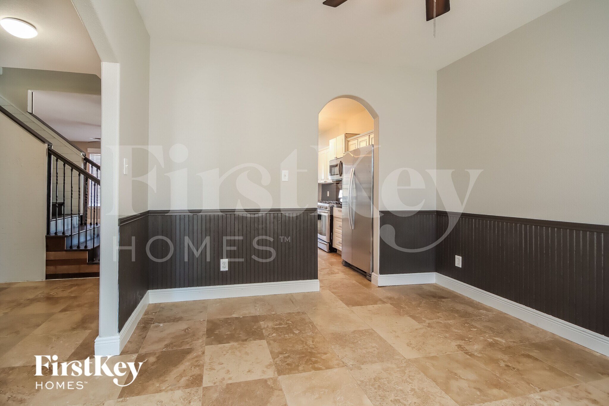 Building Photo - 8306 White Willow Ln