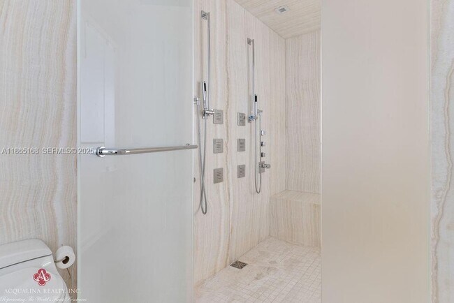 Building Photo - 17749 Collins Ave