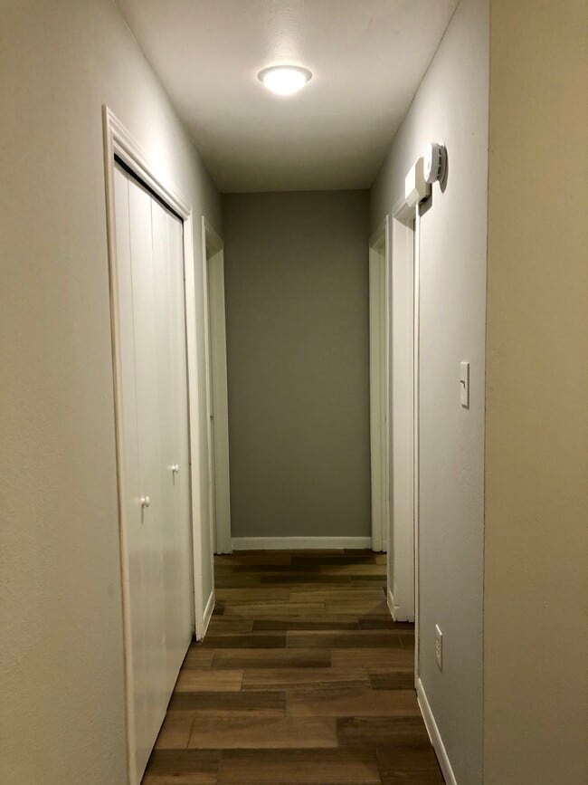 Building Photo - 2905 Highland Ave