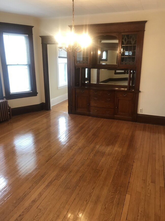 Dining Room - 1145 Jessie St