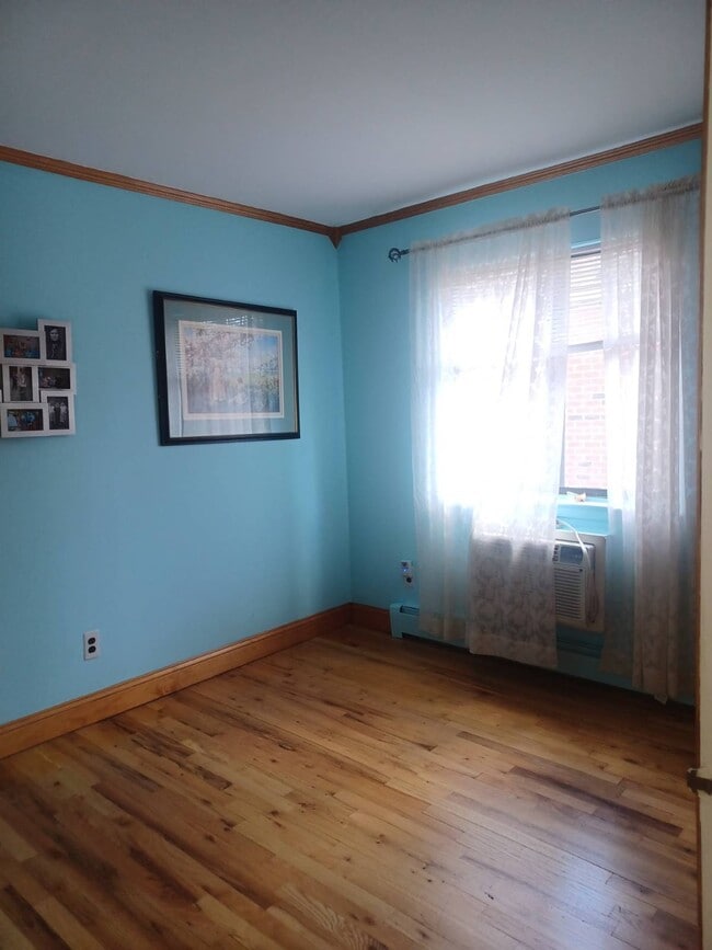 Building Photo - 156-44 77th St