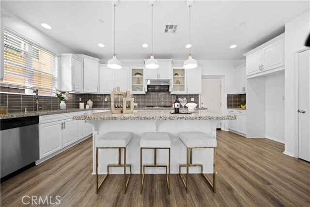 Building Photo - 145 Mongoose