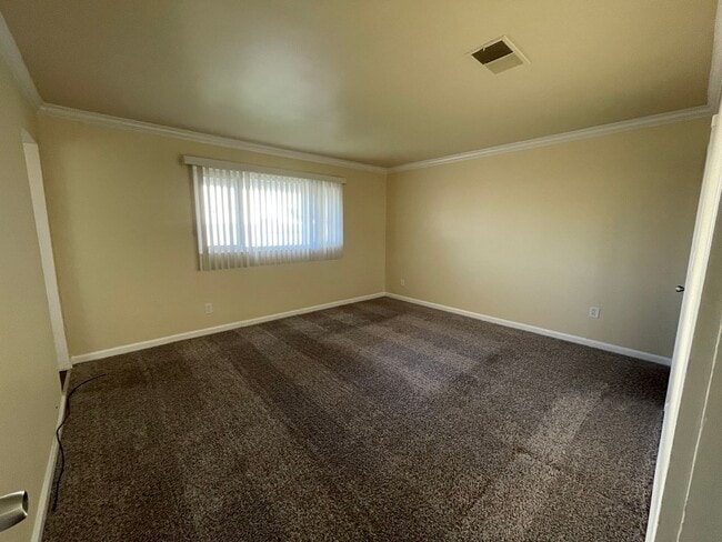 Building Photo - Welcome to this Charming Home in Antelope