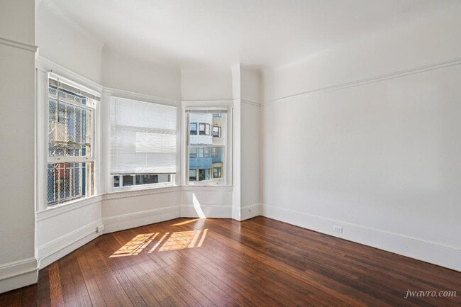 Building Photo - 1704 Steiner St