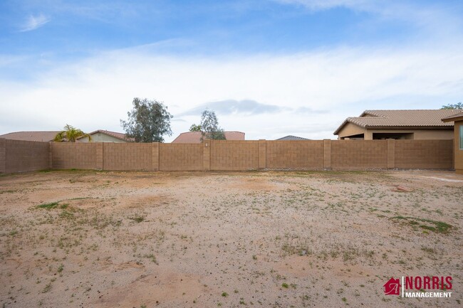 Building Photo - Perfect Home, Location and Price!
