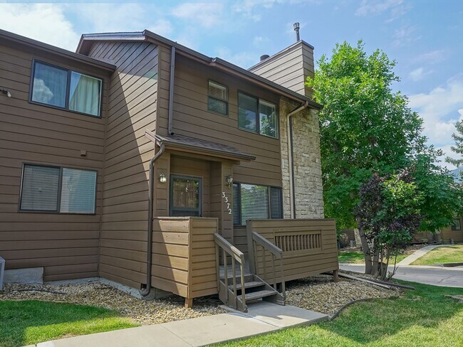 Building Photo - 3372 Capstan Way