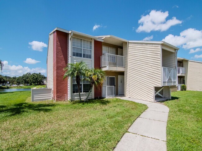 Building Photo - Remodeled Ground Floor 1 Bedroom 1 Bath Fo...