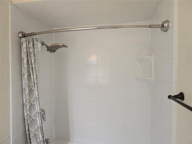 Building Photo - 2021 Aliso Rd