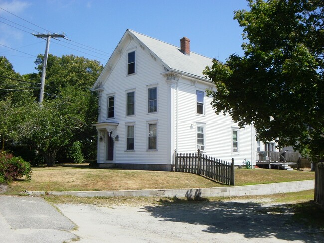 Primary Photo - 160 High St