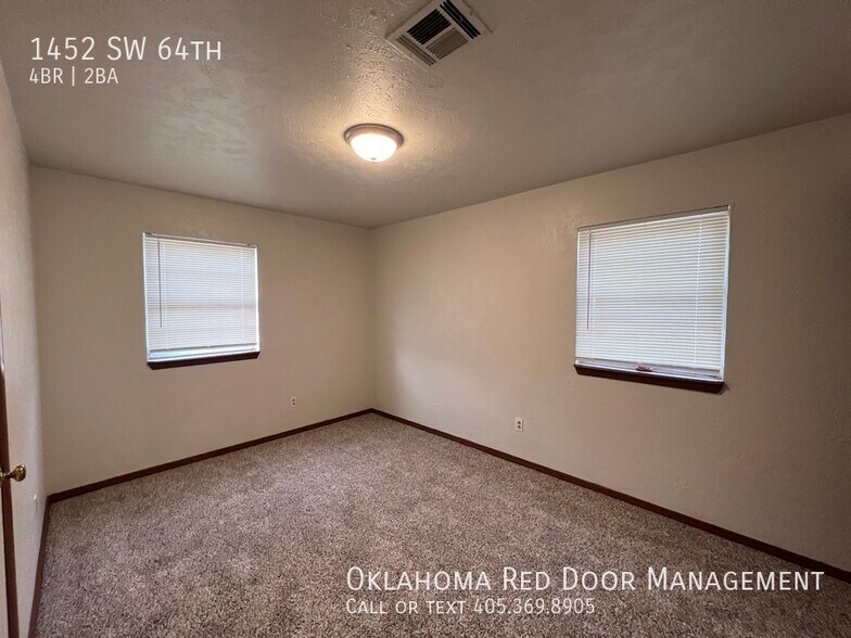 Building Photo - 1452 SW 64th St