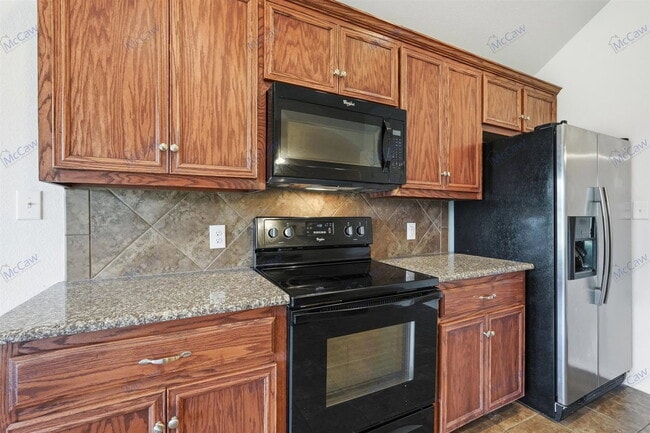 Building Photo - 1904 Louis Miller Dr