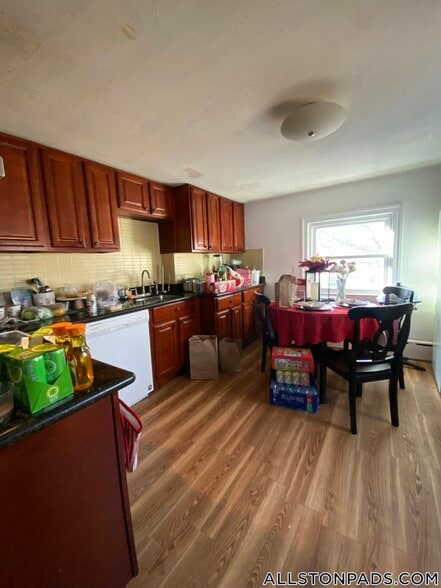 Building Photo - 26 Greylock Rd