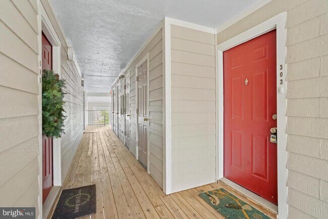 Building Photo - 20951 Timber Ridge Terrace