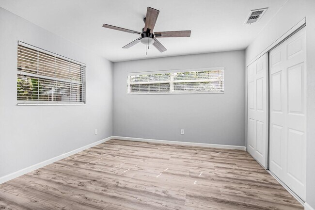 Building Photo - 312 Tallahassee Dr NE