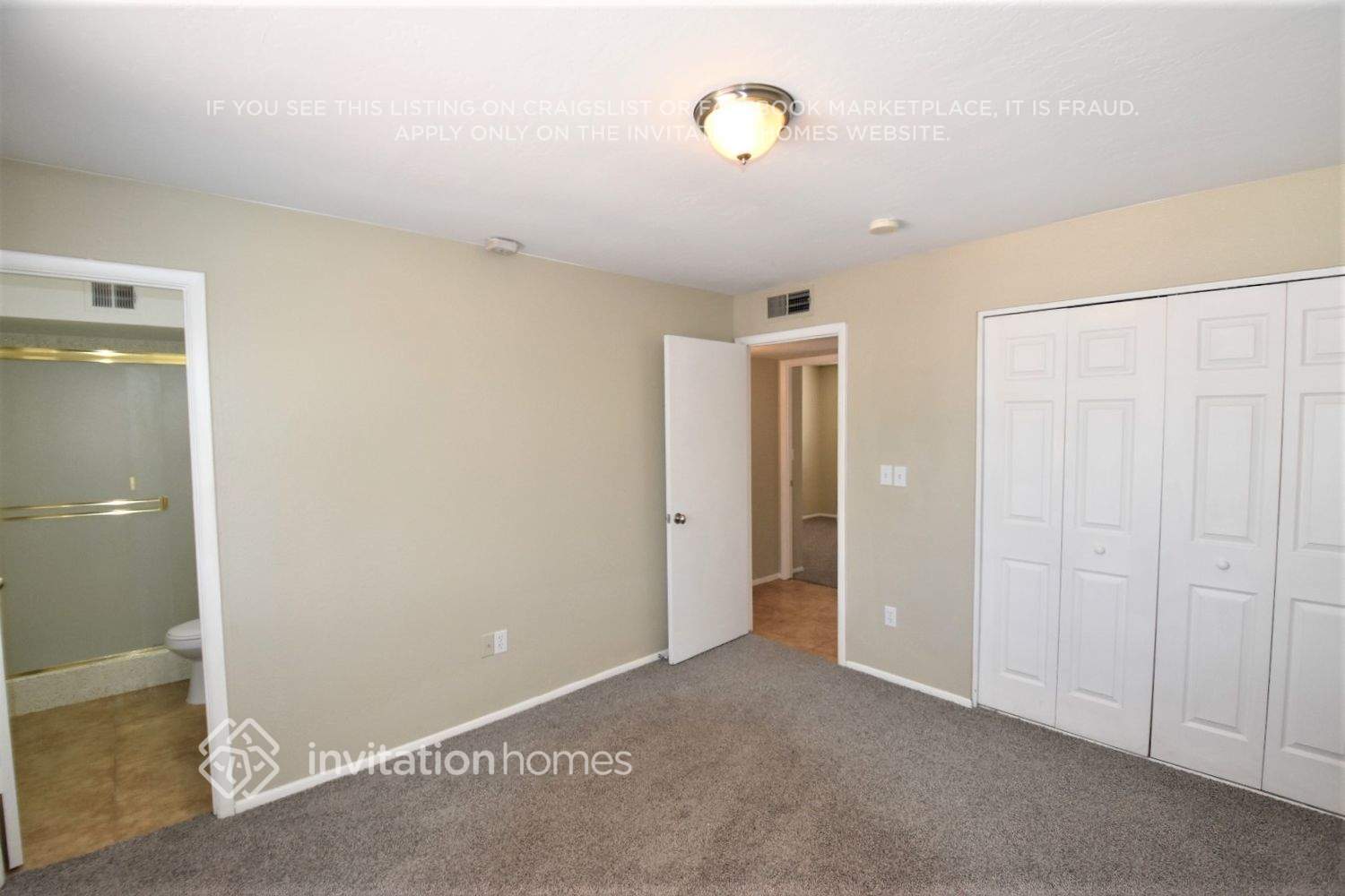 Building Photo - 5620 S La Rosa Dr