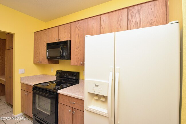 Building Photo - 3352 E Popinac Loop