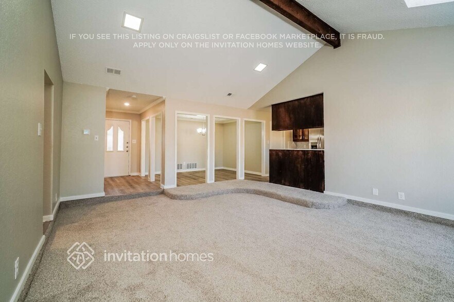 Building Photo - 4608 Ringold Dr