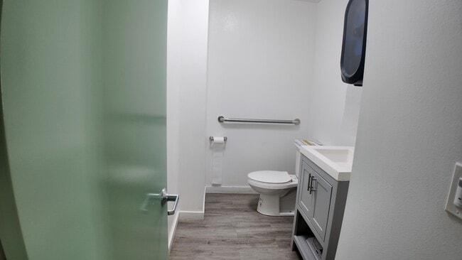 Building Photo - 655 Columbia St