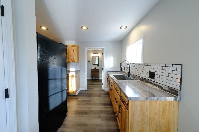 Building Photo - 246 Gorham St