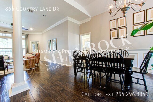 Building Photo - Meadowland Estates