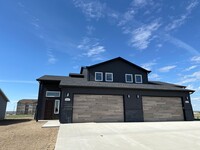 Building Photo - 2517-2521 Granite Dr
