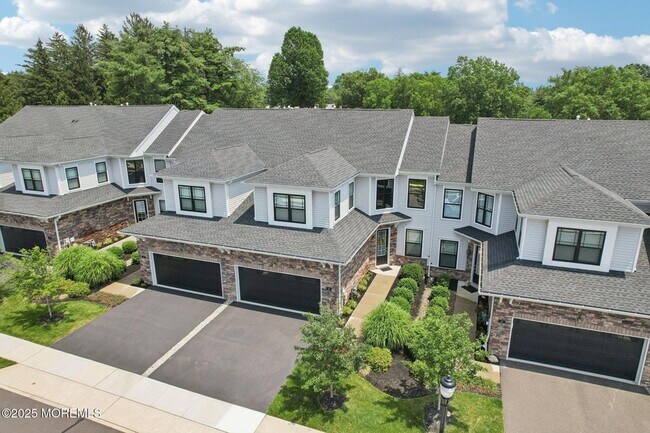 Building Photo - 42 Dogleg Ln