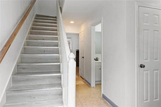 Building Photo - 4620 San Jacinto St