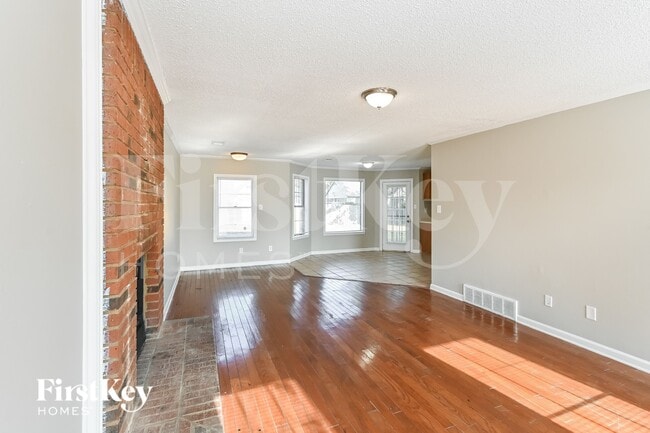 Building Photo - 4845 Blue Wing St