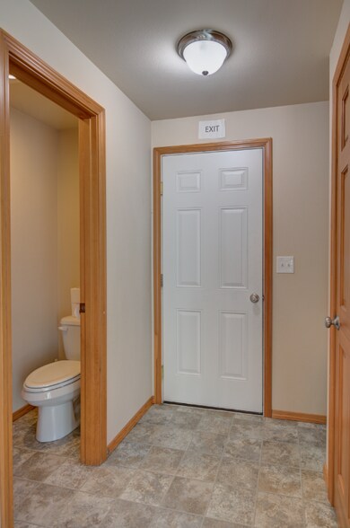 Building Photo - 3545 Hunt Clubb Rd