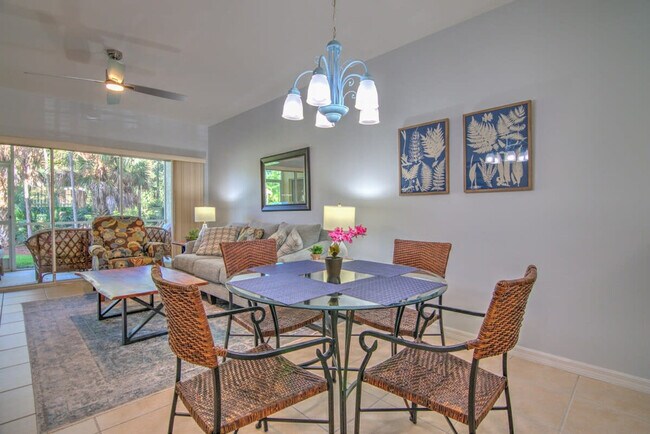 Building Photo - 9187 Celeste Dr