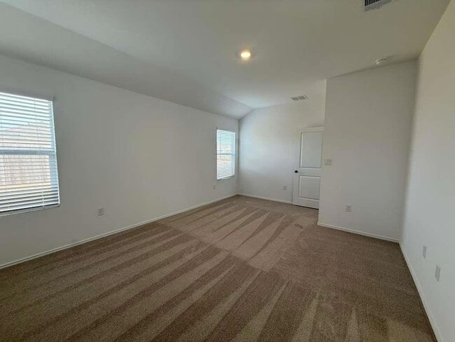 Building Photo - 223 Camargue Dr