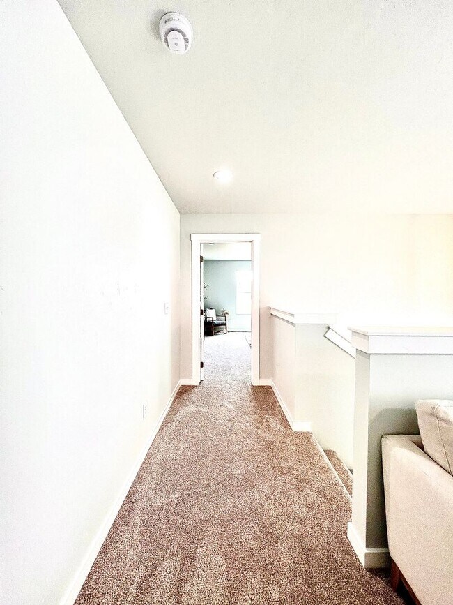 Building Photo - BRAND NEW HOME! 4 Bed/2.5 Bath plus Office and Flex Space Upstairs