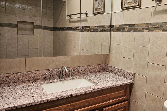 Building Photo - 4330 Tahitian Gardens Cir