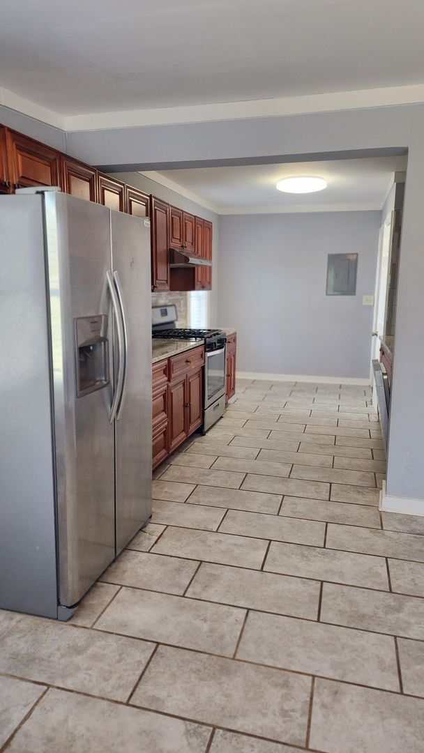 Building Photo - 3 bedroom 2 bath home in Hapeville