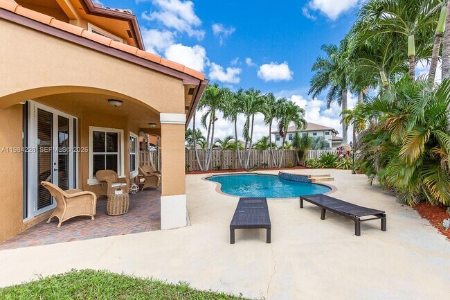 Building Photo - 15226 SW 29th Terrace