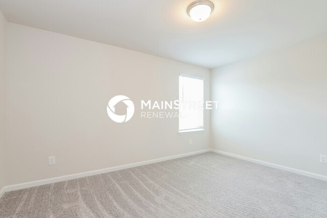 Building Photo - 5808 Hackberry Ln