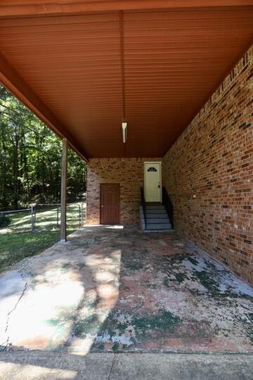 Building Photo - 3 Spring Lake Dr