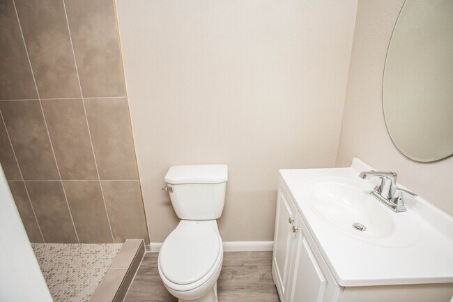 Building Photo - "Charming 4-Bedroom Home with Granite Touches & Gleaming Hardwood Floors in Lubbock!"