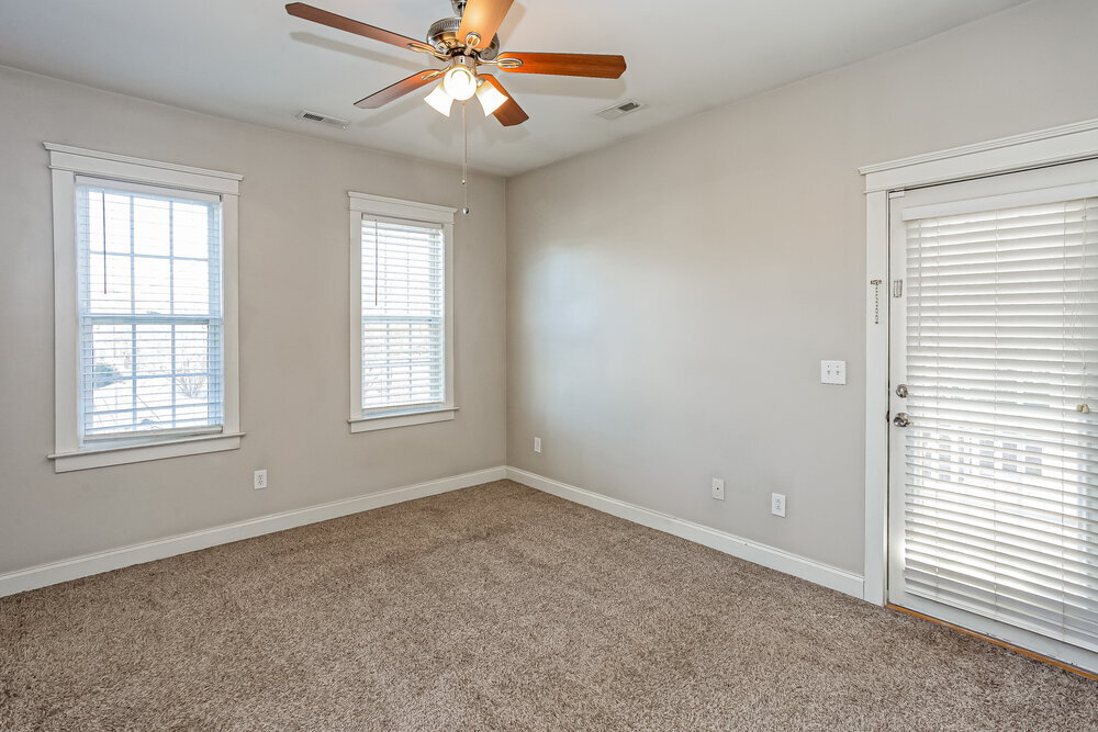 Building Photo - 13804 Connell Green Dr