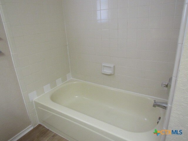 Building Photo - 1706 Wickfield Way