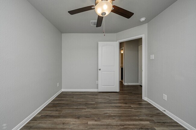 Building Photo - 4106 Summer Haze Ct