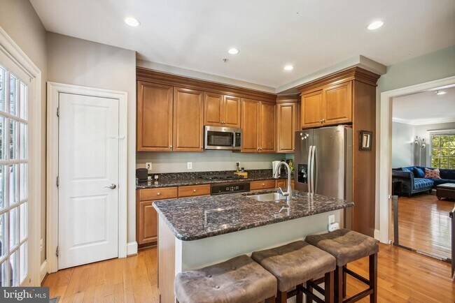 Building Photo - 1703 Potomac Greens Dr