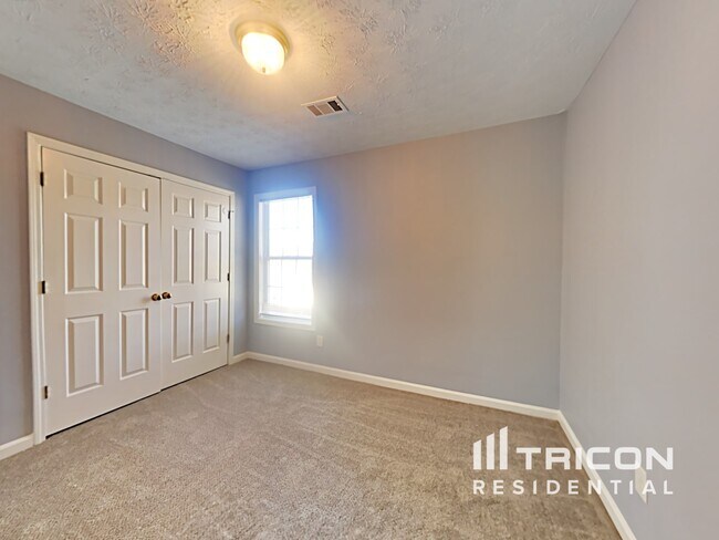 Building Photo - 5186 Hidden Meadow Ct