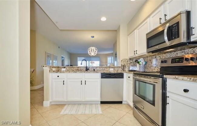 Building Photo - 16400 Millstone Cir