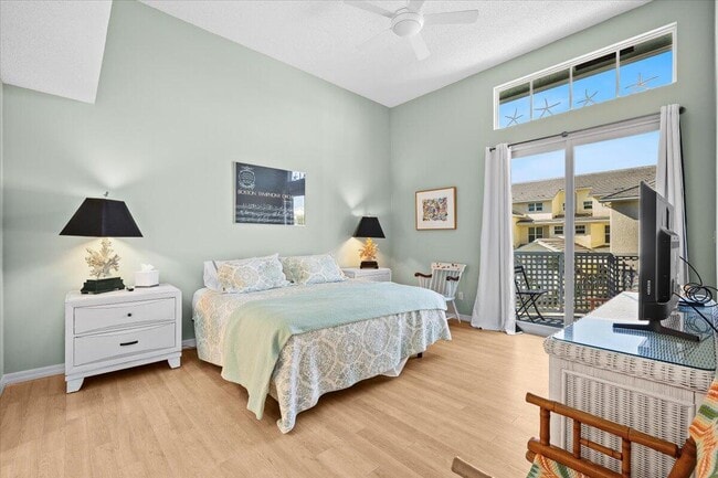 Building Photo - 301 Mainsail Cir