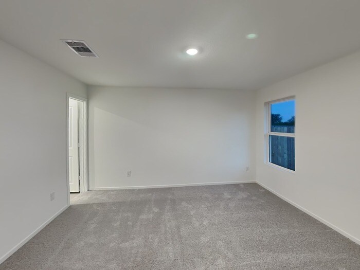 Building Photo - 421 Texas Pecan Dr