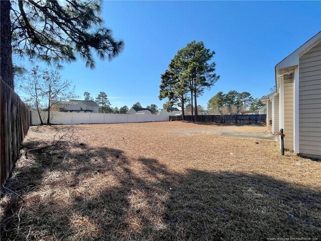 Building Photo - 60 Chinkapin Oak Cir