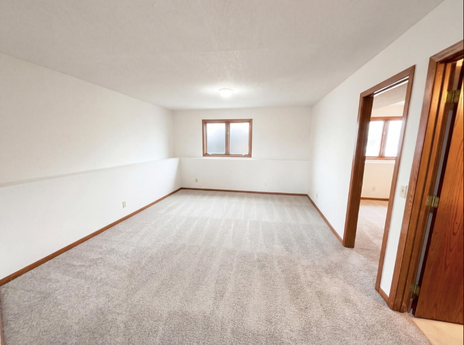 Building Photo - 14012 Underclift St NW